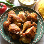 Pui la ceaun cu mamaliga si mujdei