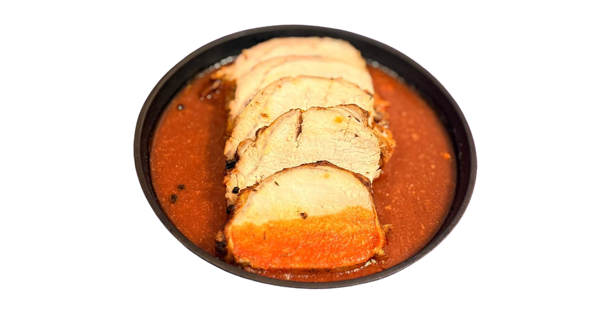 Friptura de porc la cuptor cu sos de rosii Friptura de porc la tava cu sos - imagine 1